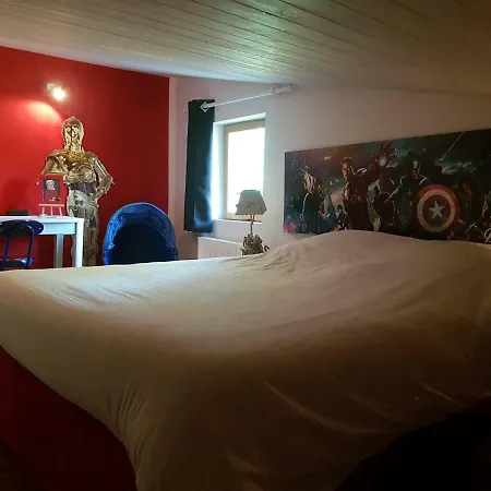 Maison Avec Tour En Pierre Au Coeur Des Champs De Lavande * Revest-du-Bion